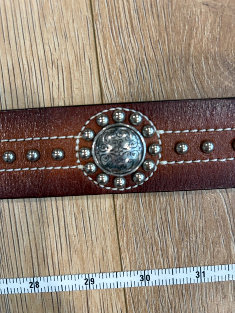 Brighton Brown Leather Belt Silver Concho Studded Western Boho Size Medium - Picture 5 of 11